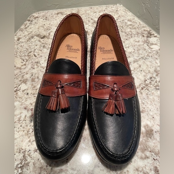 Allen Edmonds Maxfield Tassel Loafers - Picture 1 of 5